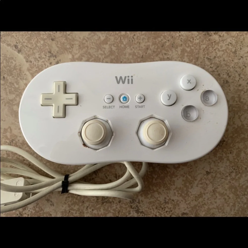 OFFICIAL CLASSIC CONTROLLER | WHITE - NINTENDO WII | USED